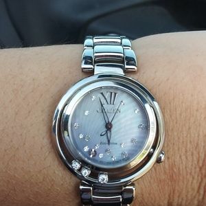 Woman watch